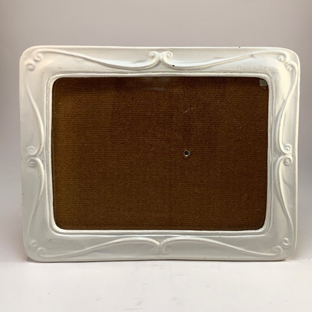 VTG French Country Creamy Off-White Metal Picture Frame‎ 5" x 7" Versailles